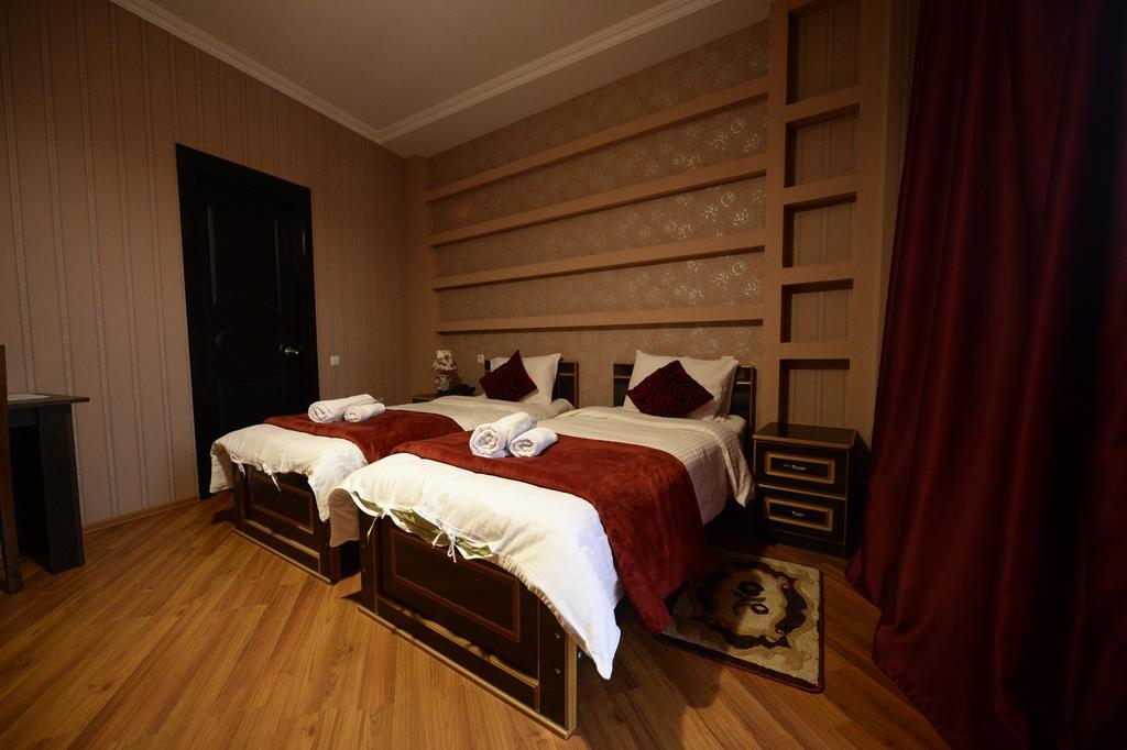 Begi Hotel Tbilisi Esterno foto