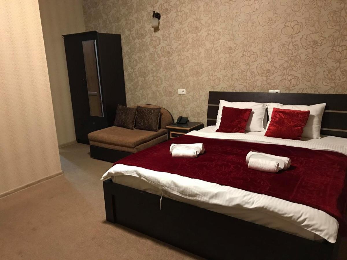 Begi Hotel Tbilisi Esterno foto